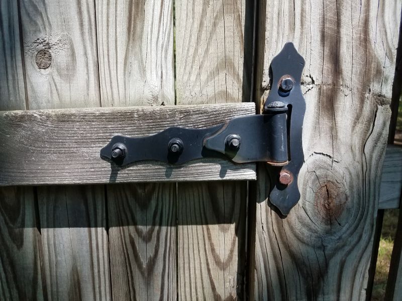 Fence Gate Hinge Replacement