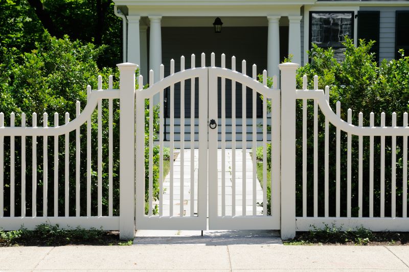 Cost of Fence Gate Hinge Replacement